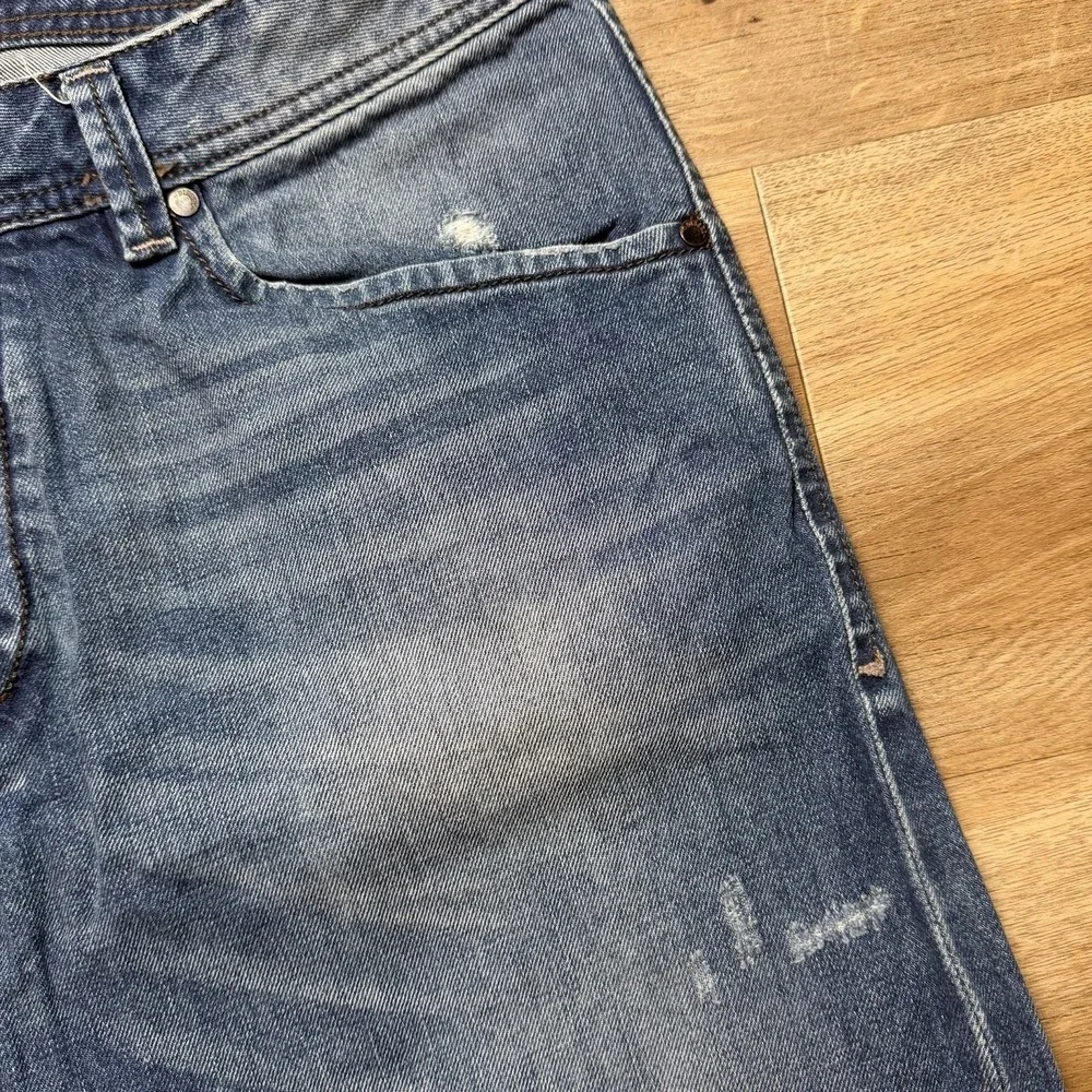 Diesel Darron Jeans Men 33x30 Blue Slim Tapered Medium Wash Distress Faded 0886Q - Picture 6 of 16